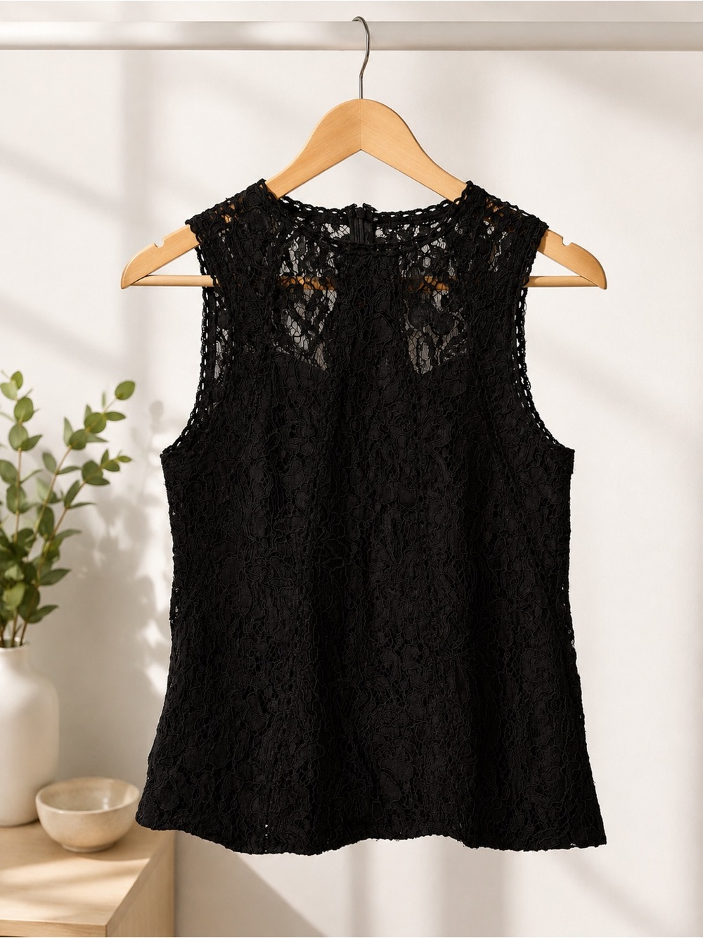 Rare ❤️‍🔥 Alexis Lace Top